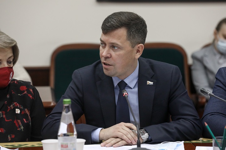 SHU_2182 2.jpg
